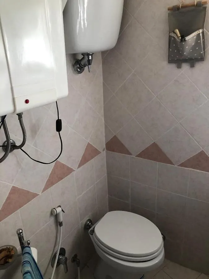 לינה וארוחת בוקר La Casina Di Pereta